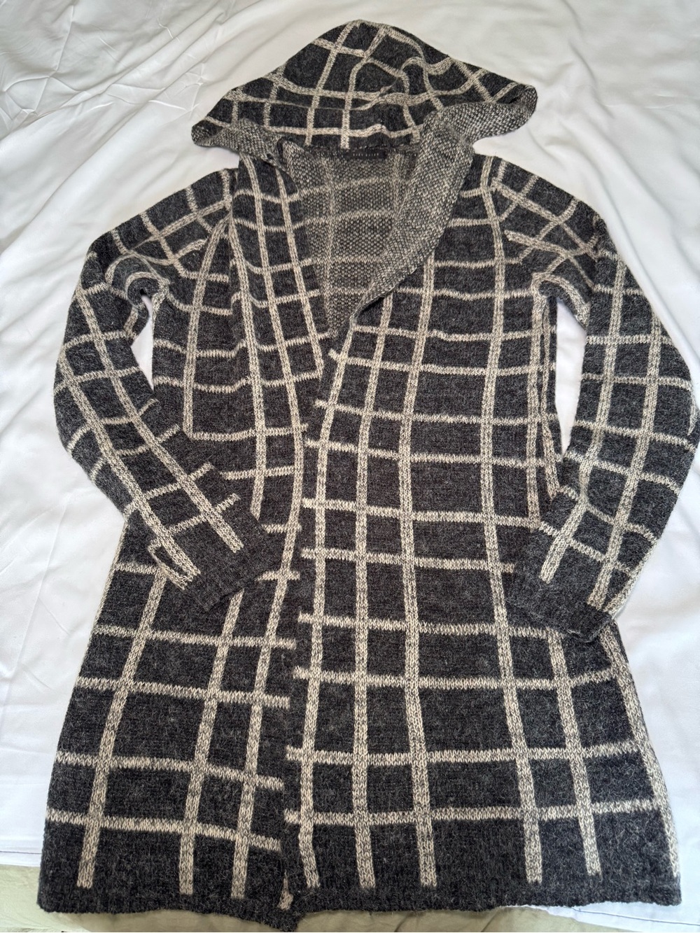Suzy Shier Black and Cream Hooded Windowpane Cardigan